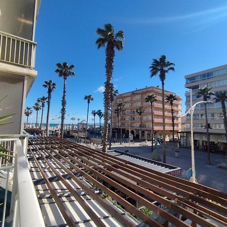 Studio Central Canet-en-Roussillon Bagian luar foto