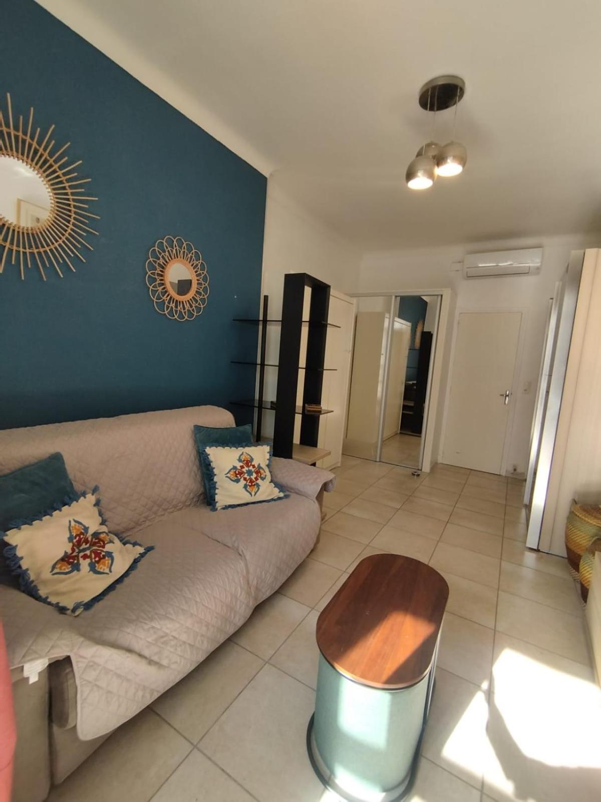 Studio Central Canet-en-Roussillon Bagian luar foto