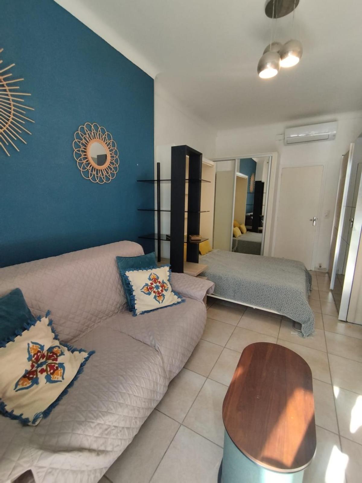 Studio Central Canet-en-Roussillon Bagian luar foto
